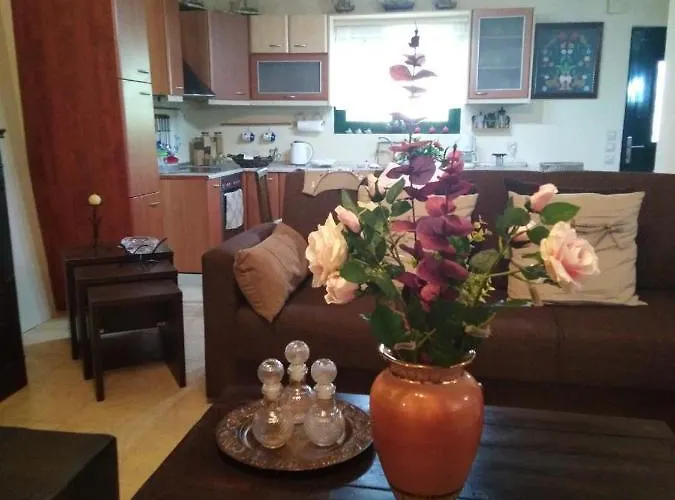 Arhontiko Kastelorizia Tatil Evi Afantou